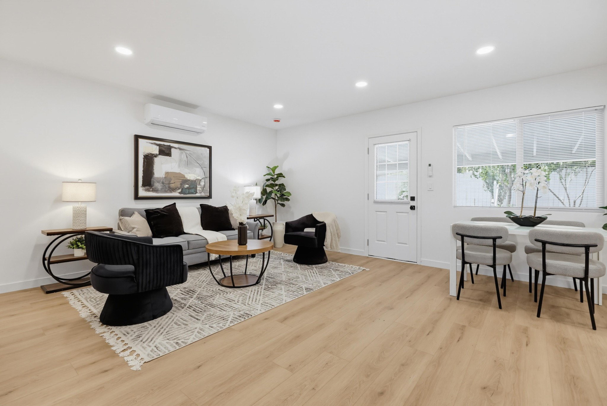 Virtual tour photo 8 of 58 for 3432 Par Dr