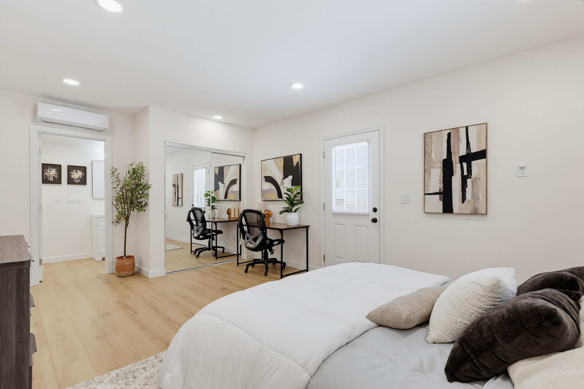 Virtual tour photo 43 of 58 for 3432 Par Dr