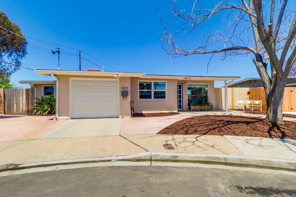 Virtual tour photo 3 of 44 for 3433 Rowe St