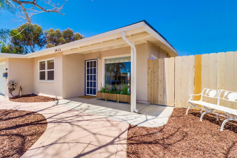 Virtual tour photo 8 of 44 for 3433 Rowe St