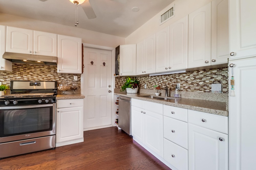 Virtual tour photo 21 of 44 for 3433 Rowe St