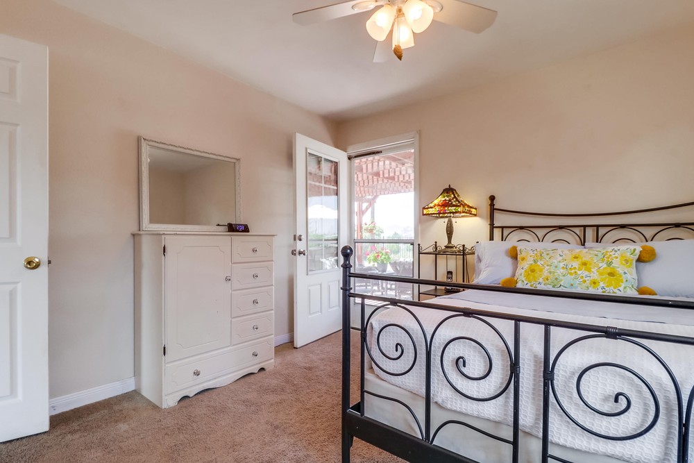 Virtual tour photo 25 of 44 for 3433 Rowe St