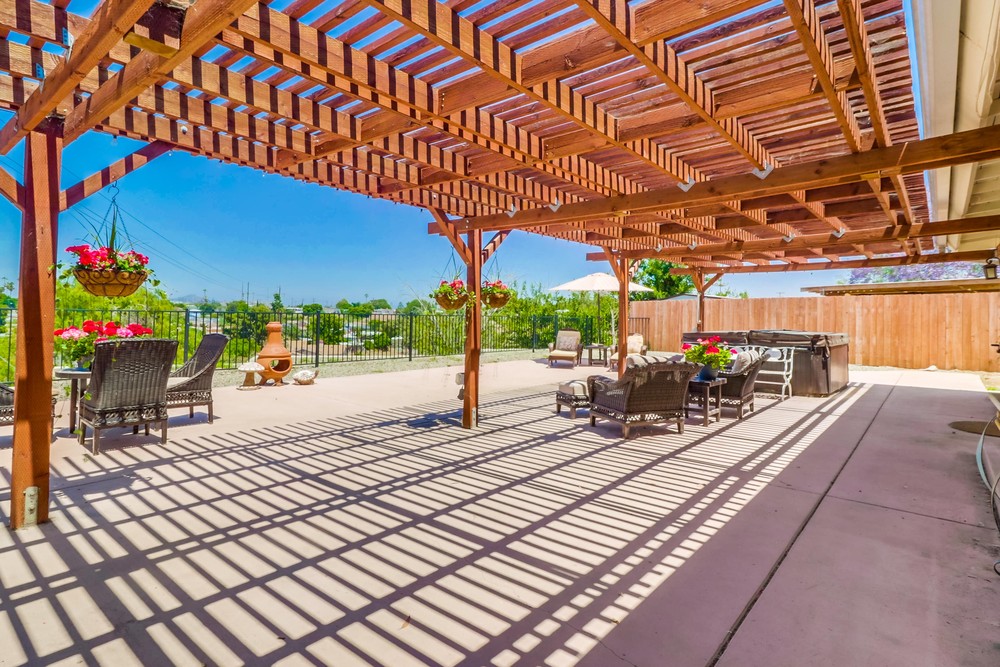 Virtual tour photo 31 of 44 for 3433 Rowe St