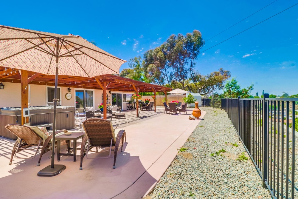 Virtual tour photo 35 of 44 for 3433 Rowe St
