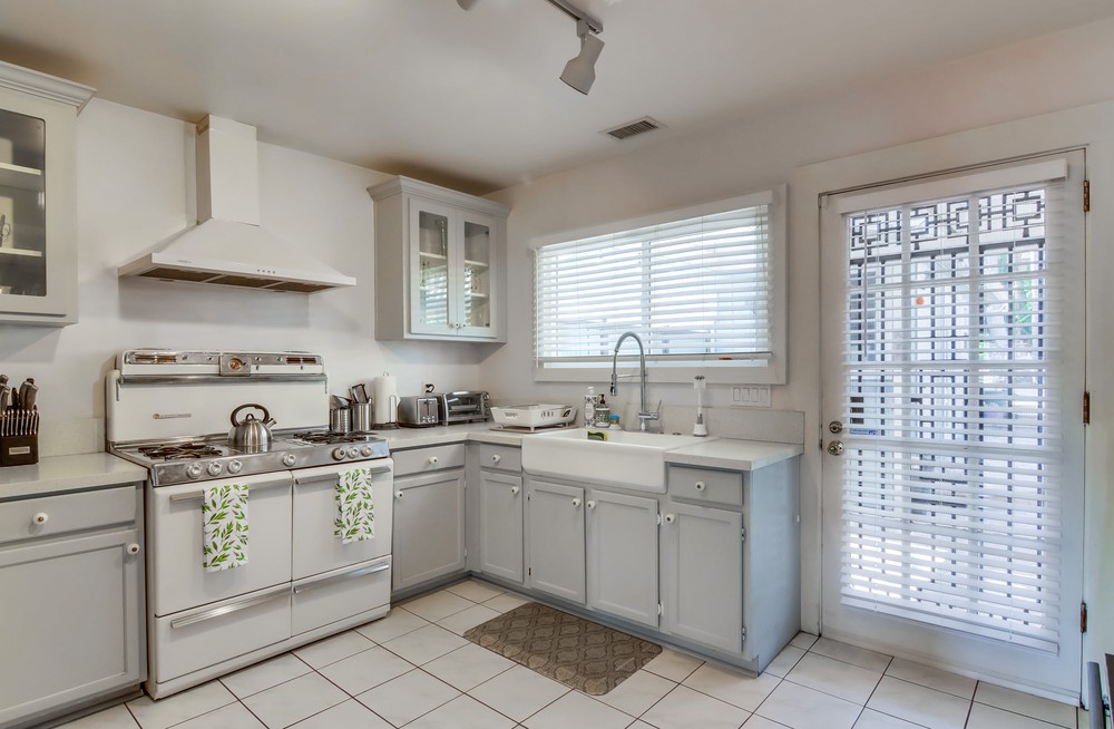 Virtual tour photo 16 of 46 for 3434 Arizona St