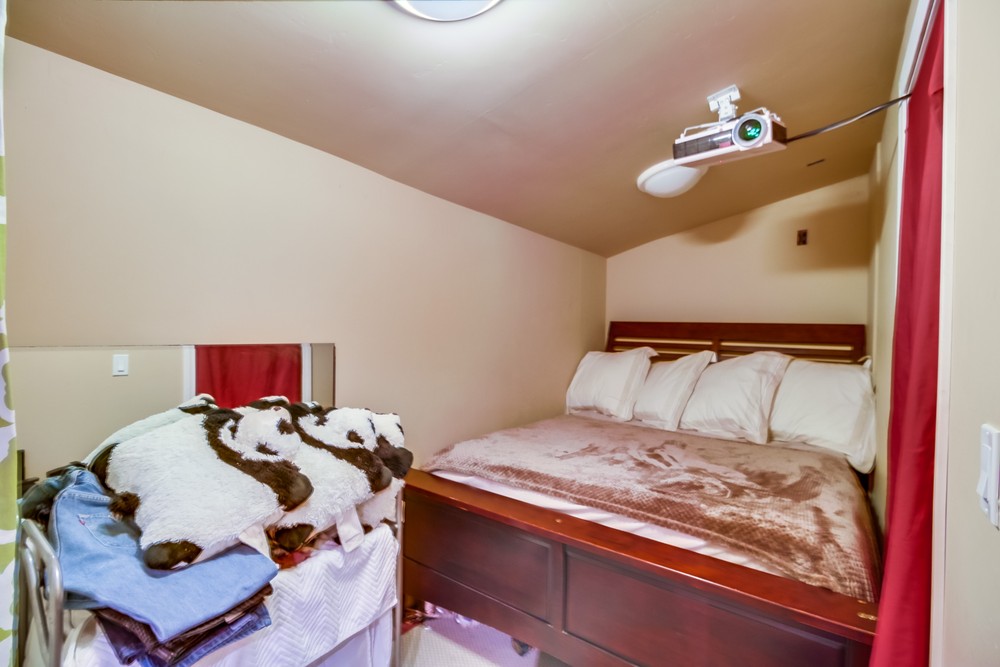 Virtual tour photo 26 of 39 for 3434 Palm St