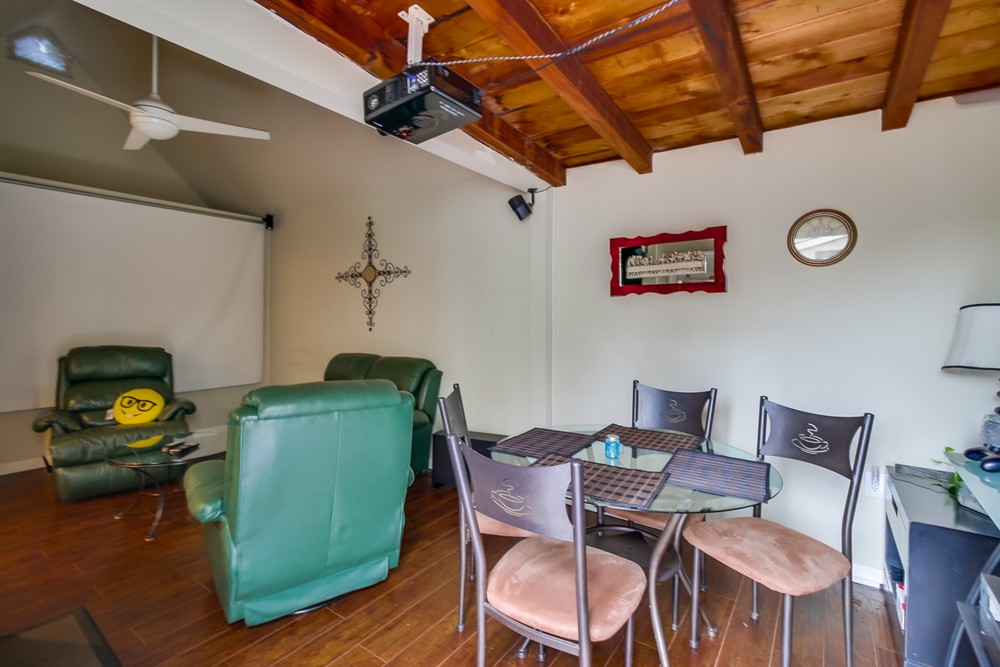 Virtual tour photo 32 of 39 for 3434 Palm St