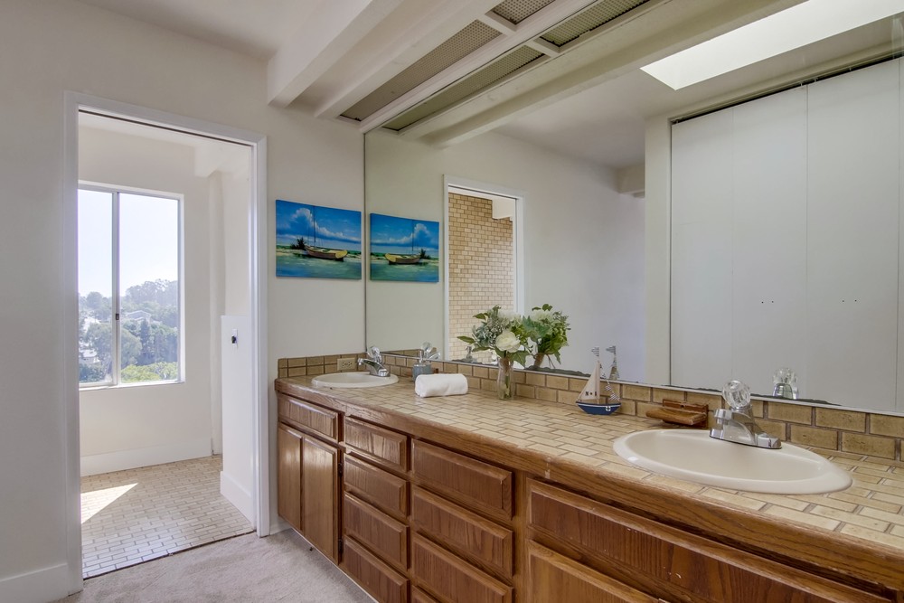 Virtual tour photo 39 of 85 for 3435 Hill St