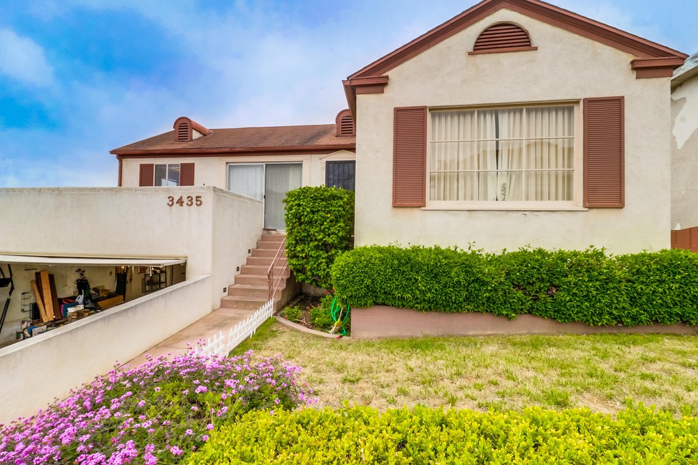 Virtual tour photo 3 of 62 for 3435 Hill St