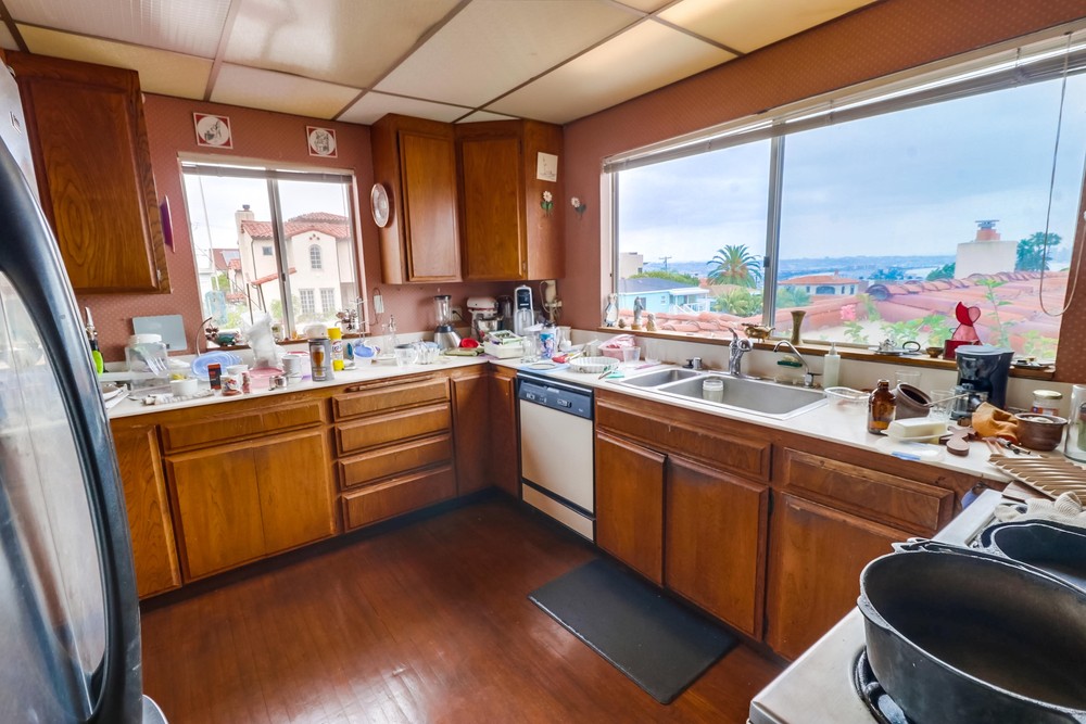 Virtual tour photo 15 of 62 for 3435 Hill St