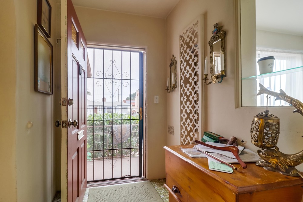 Virtual tour photo 19 of 62 for 3435 Hill St