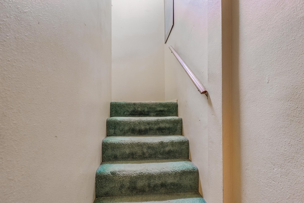 Virtual tour photo 20 of 62 for 3435 Hill St
