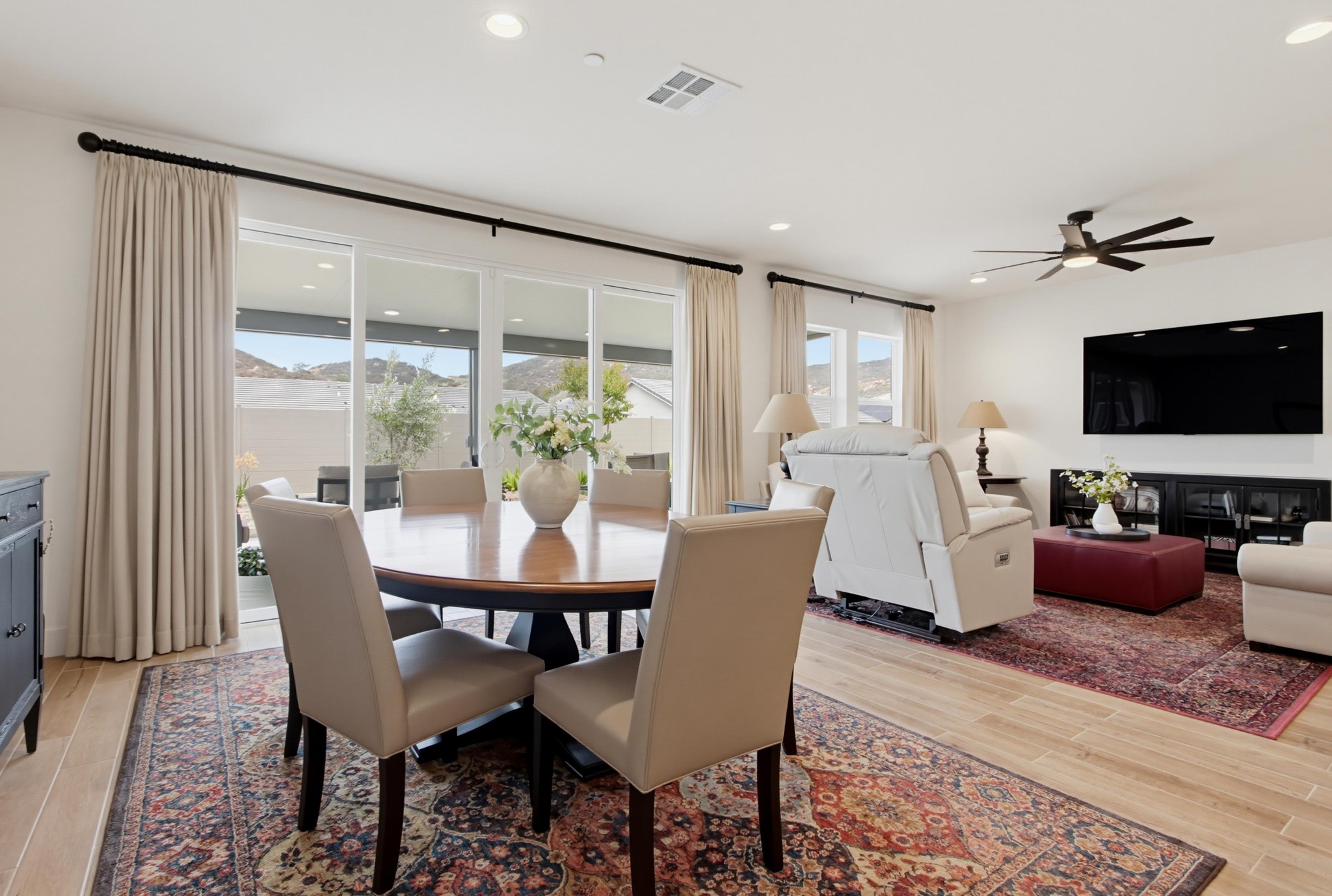 Virtual tour photo 16 of 57 for 3437 Foxley Dr