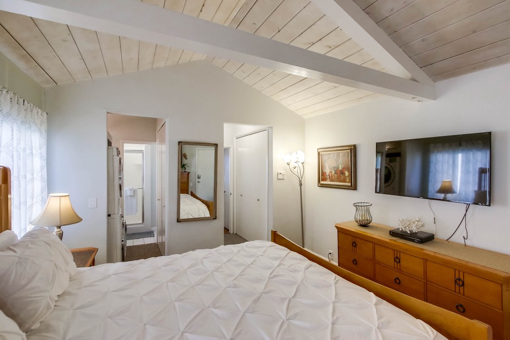 Virtual tour photo 30 of 43 for 3439 Bayside Walk