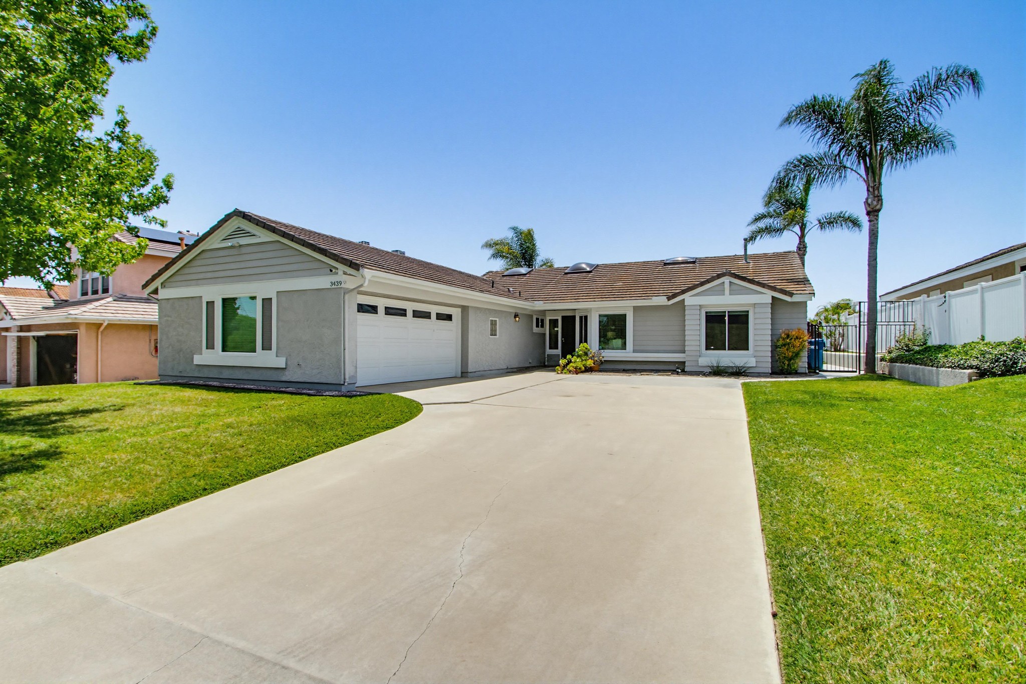 Virtual tour photo 5 of 63 for 3439 Southwood Dr