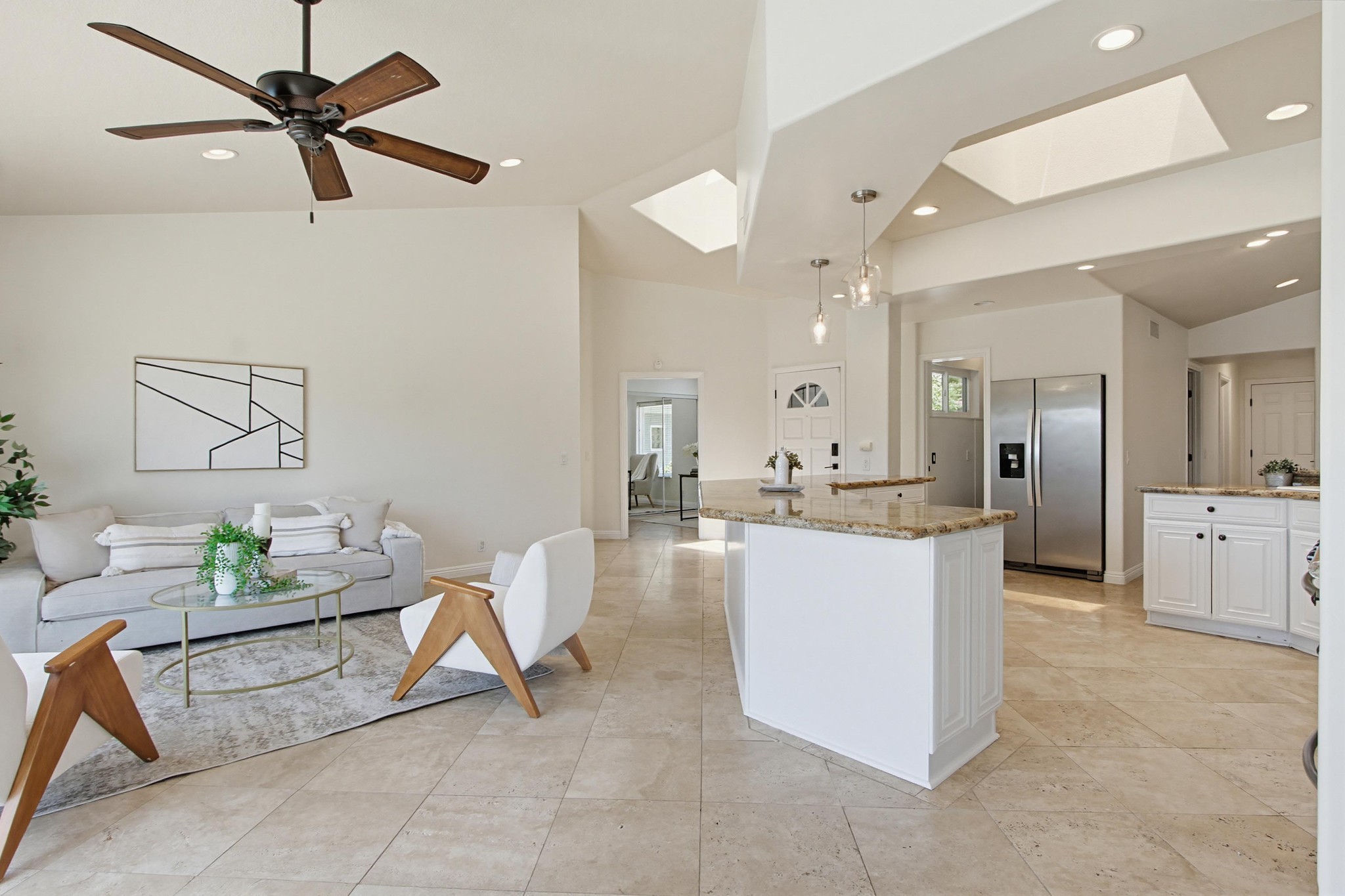Virtual tour photo 13 of 63 for 3439 Southwood Dr