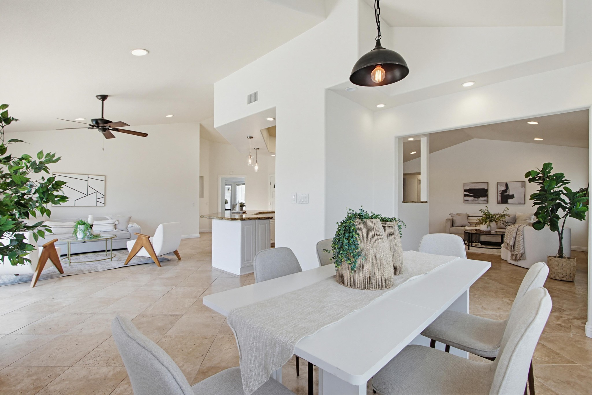 Virtual tour photo 21 of 63 for 3439 Southwood Dr