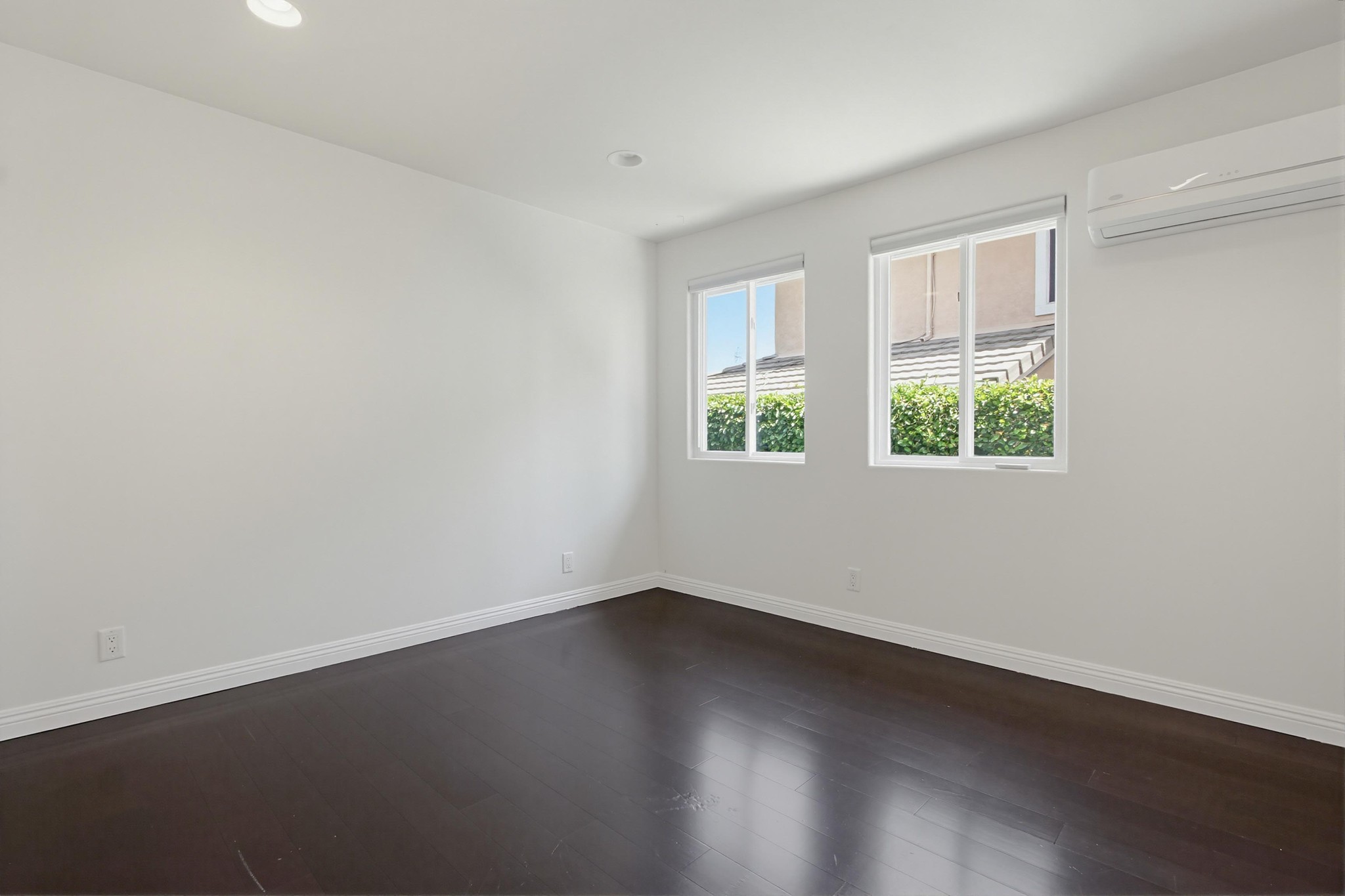 Virtual tour photo 29 of 63 for 3439 Southwood Dr