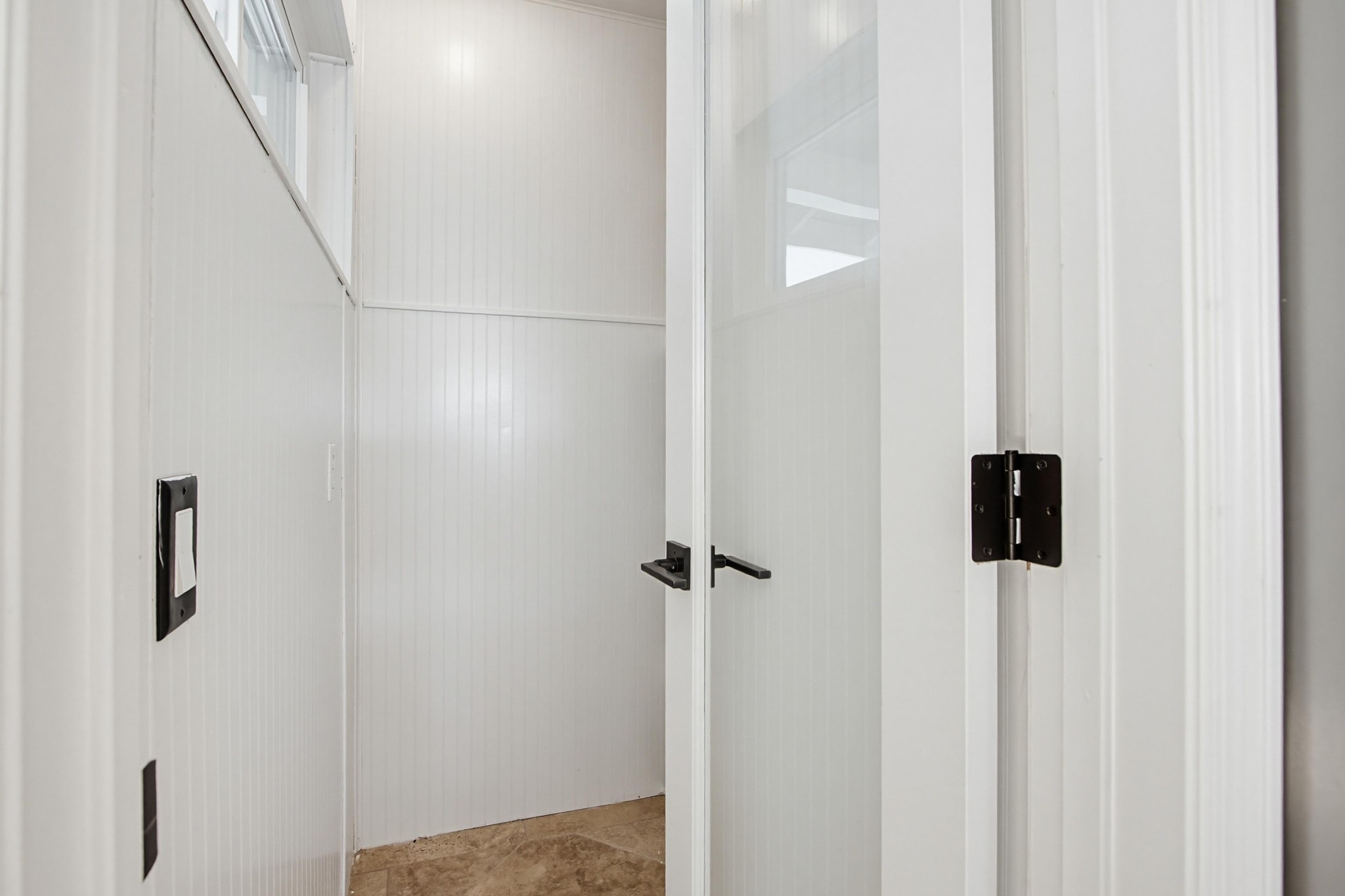 Virtual tour photo 33 of 63 for 3439 Southwood Dr