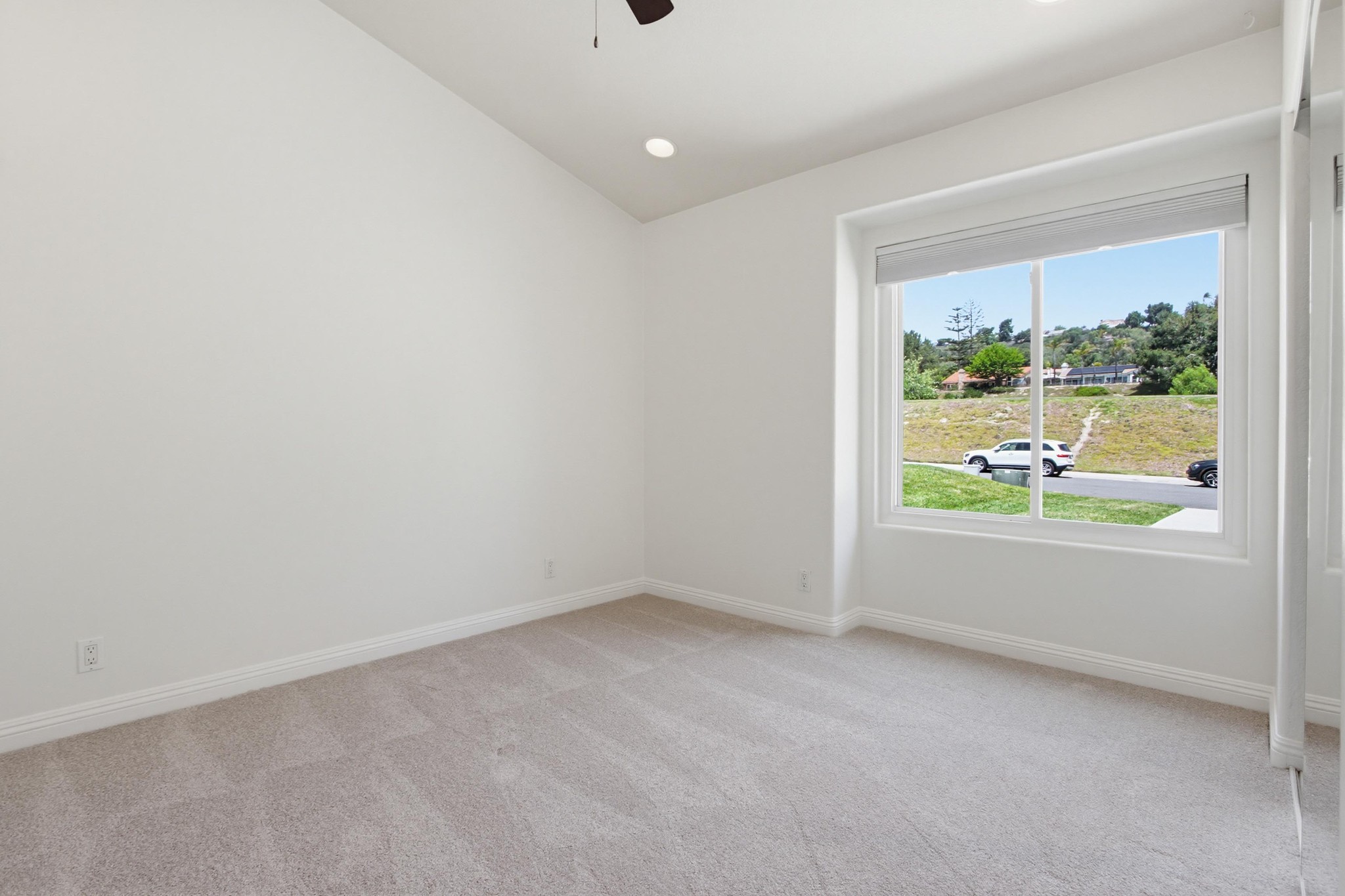 Virtual tour photo 36 of 63 for 3439 Southwood Dr