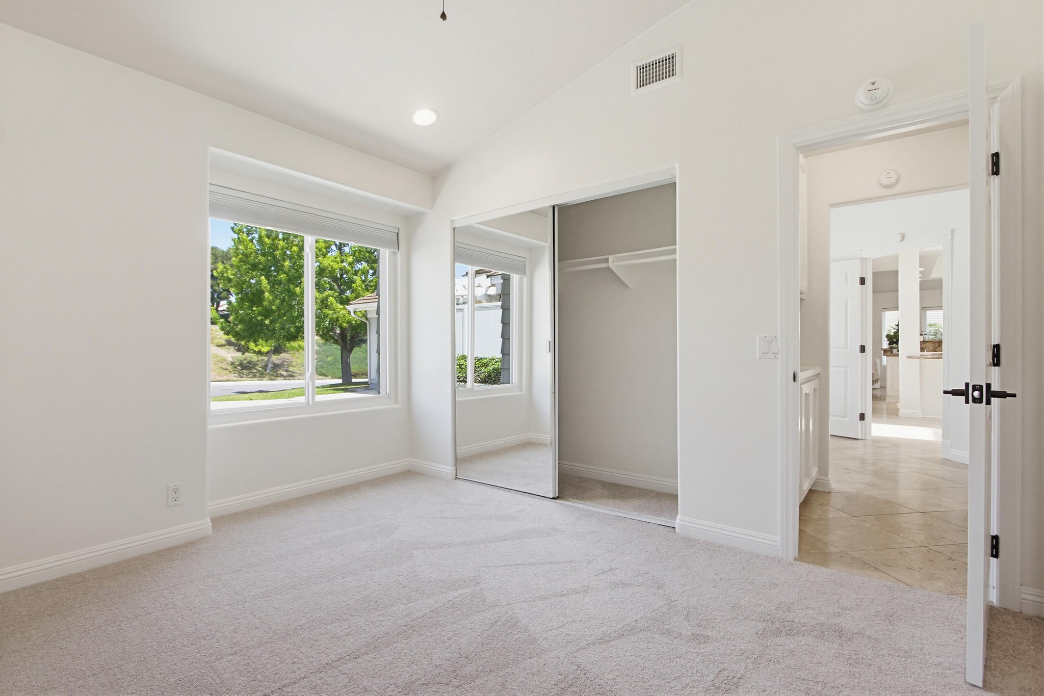 Virtual tour photo 37 of 63 for 3439 Southwood Dr