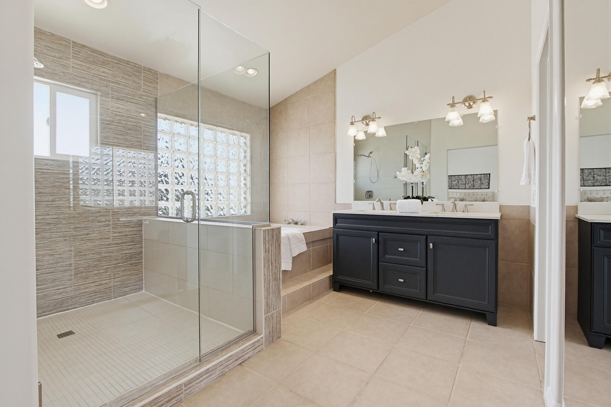 Virtual tour photo 44 of 63 for 3439 Southwood Dr