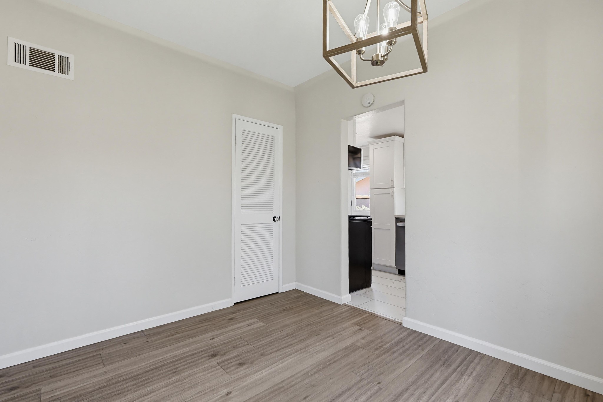 Virtual tour photo 26 of 59 for 344 G Ave