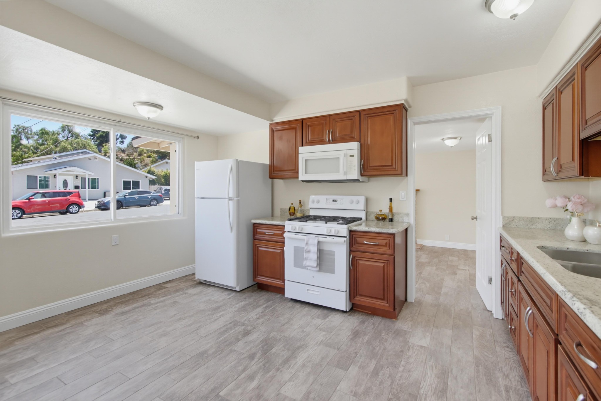 Virtual tour photo 11 of 57 for 3440 Egan St