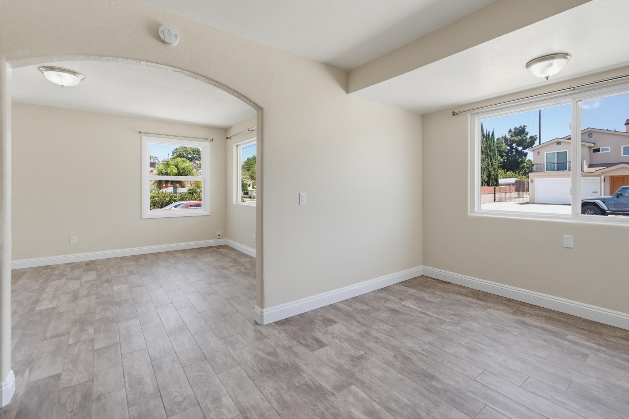 Virtual tour photo 13 of 57 for 3440 Egan St