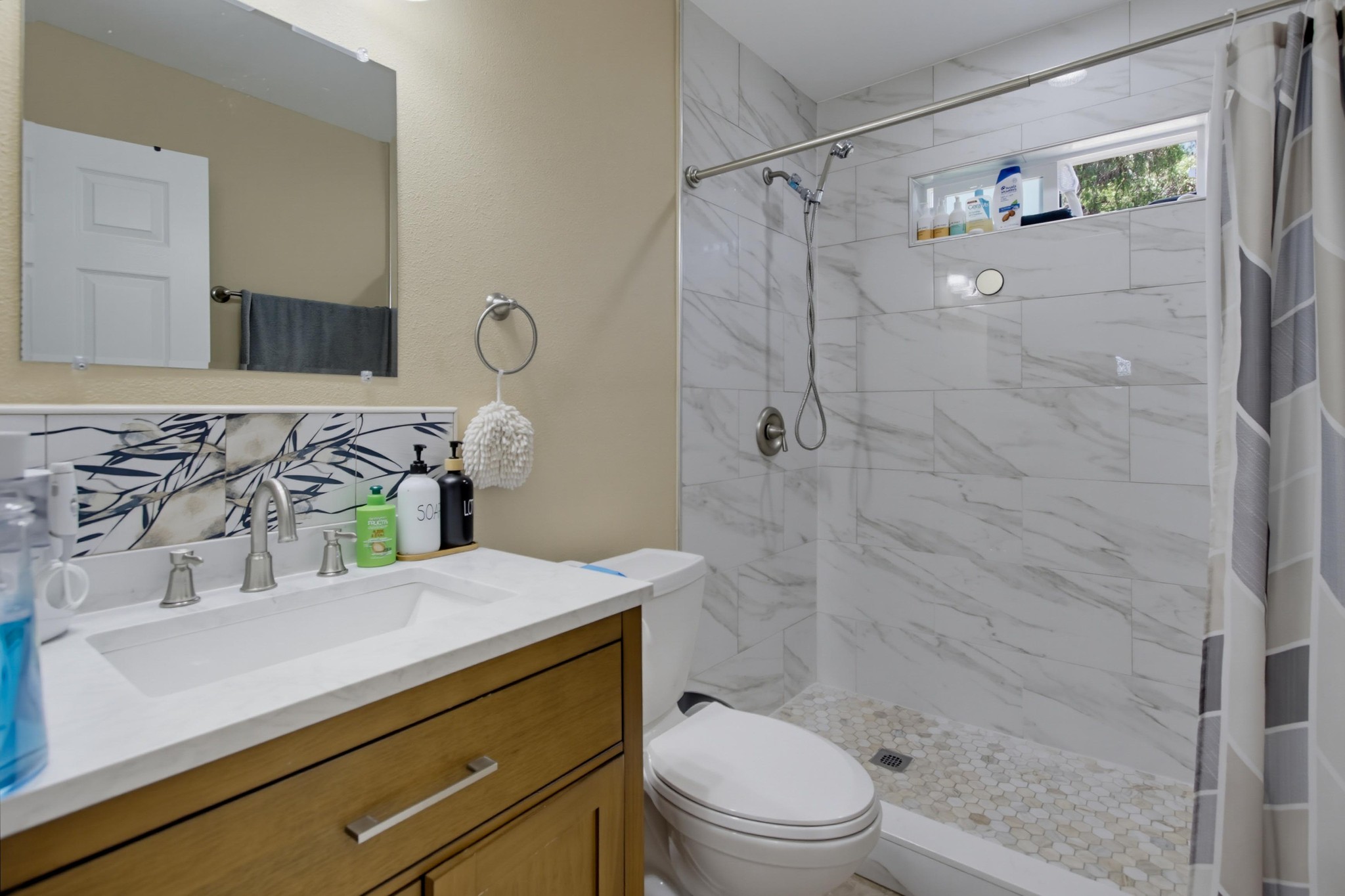 Virtual tour photo 52 of 57 for 3440 Egan St