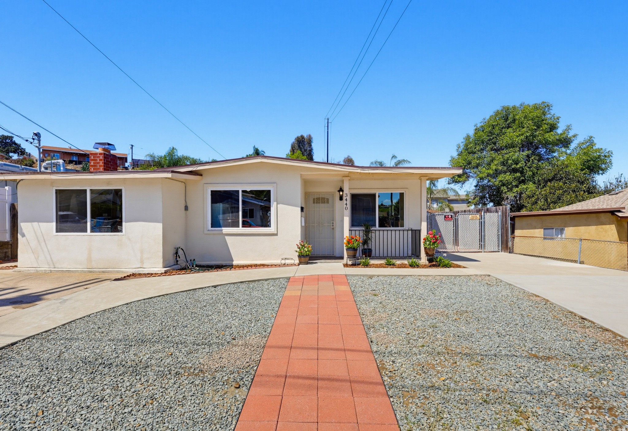 Virtual tour photo 3 of 50 for 3440-42 Egan St