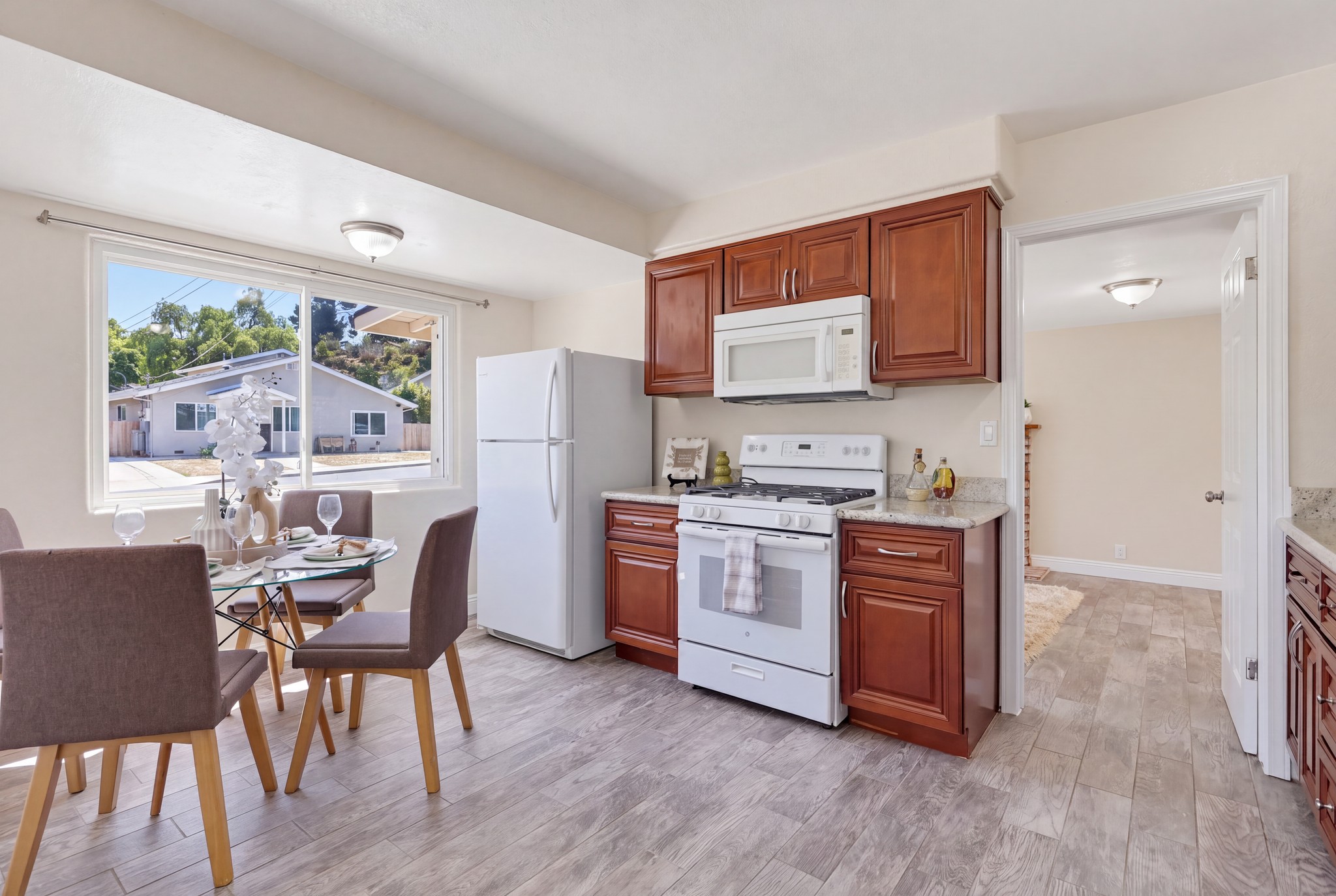 Virtual tour photo 10 of 50 for 3440-42 Egan St