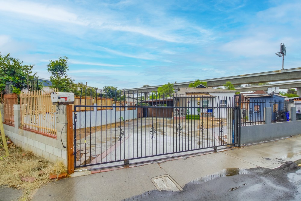 Virtual tour photo 1 of 60 for 3441 Boston Ave