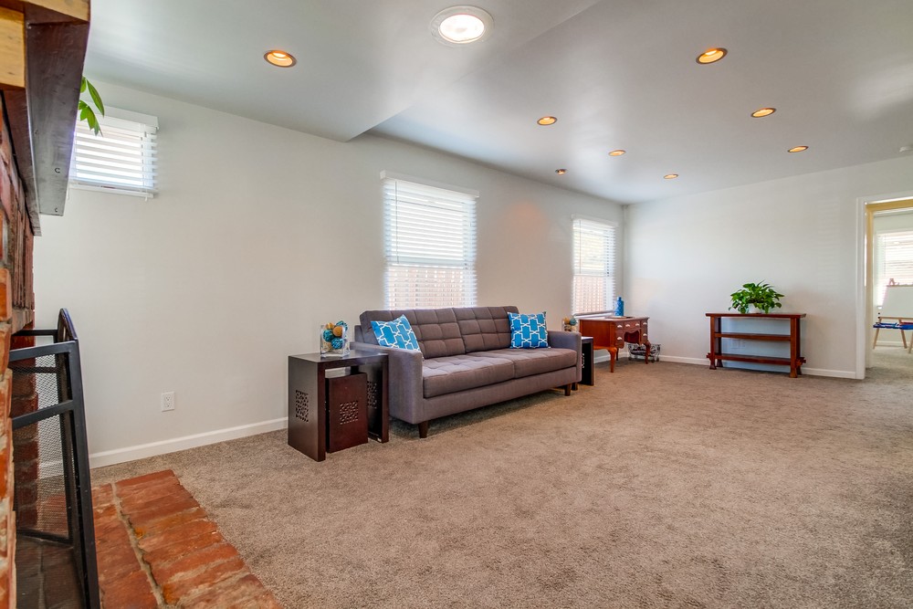 Virtual tour photo 7 of 32 for 3443 Glade St