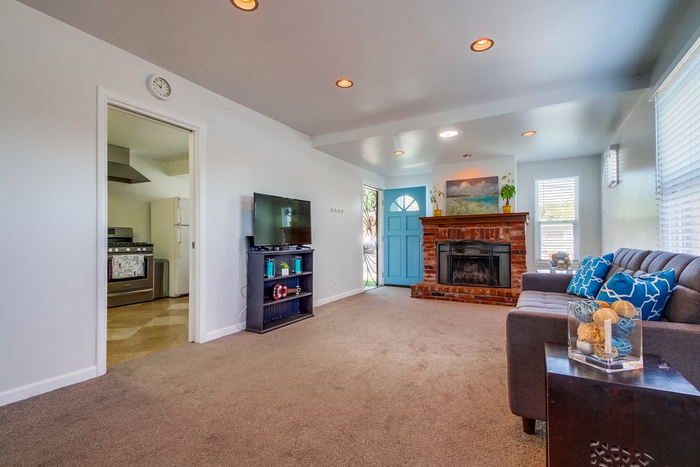 Virtual tour photo 9 of 32 for 3443 Glade St