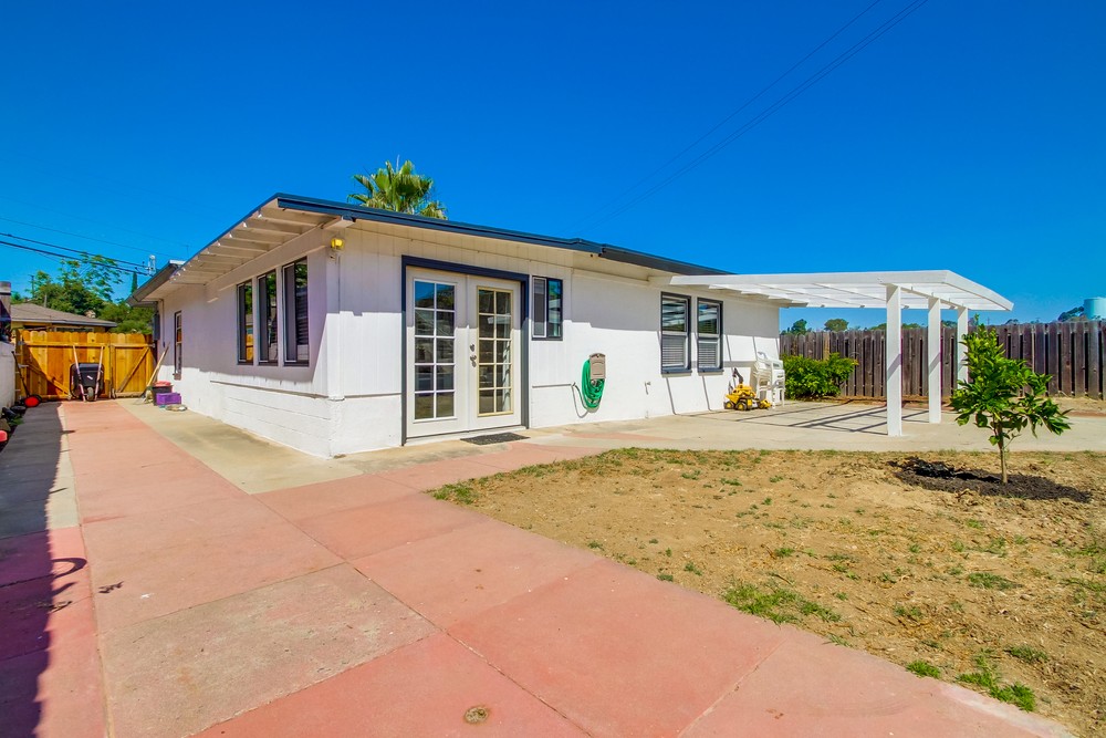 Virtual tour photo 26 of 32 for 3443 Glade St