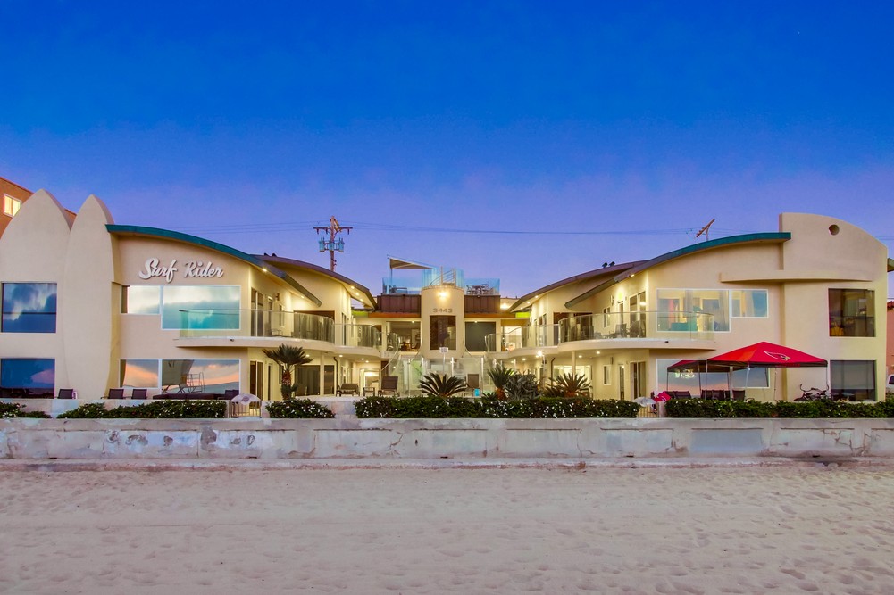 Virtual tour photo 1 of 37 for 3443 Ocean Front Walk Unit D