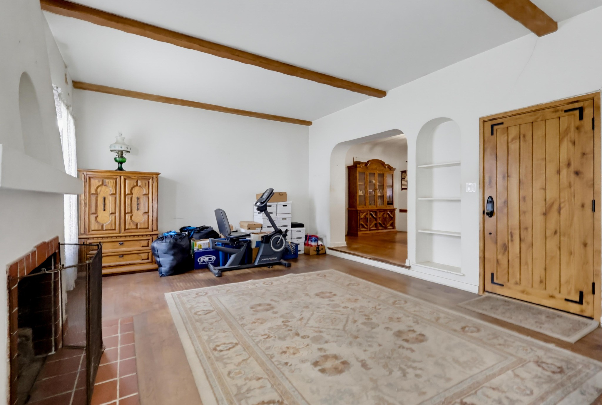 Virtual tour photo 9 of 61 for 3444 Las Palmas Ave