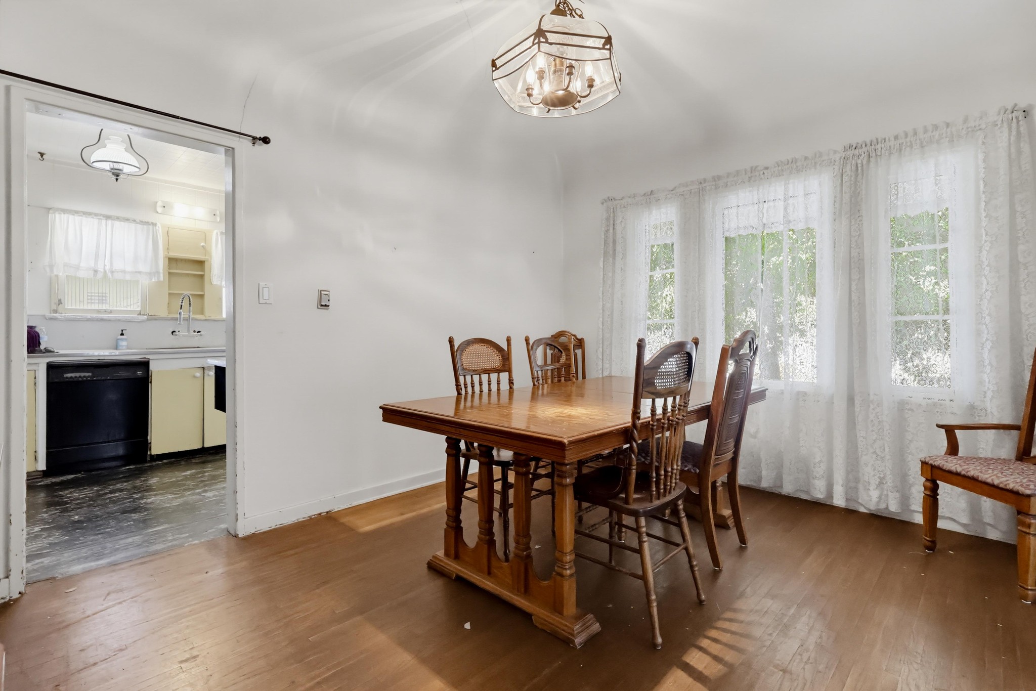 Virtual tour photo 14 of 61 for 3444 Las Palmas Ave