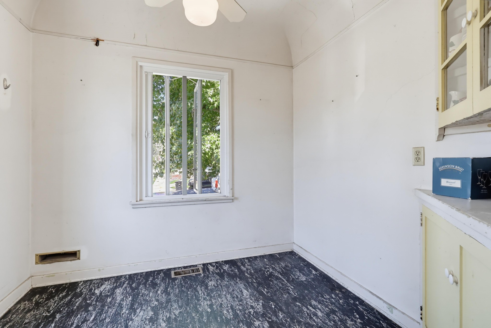 Virtual tour photo 22 of 61 for 3444 Las Palmas Ave