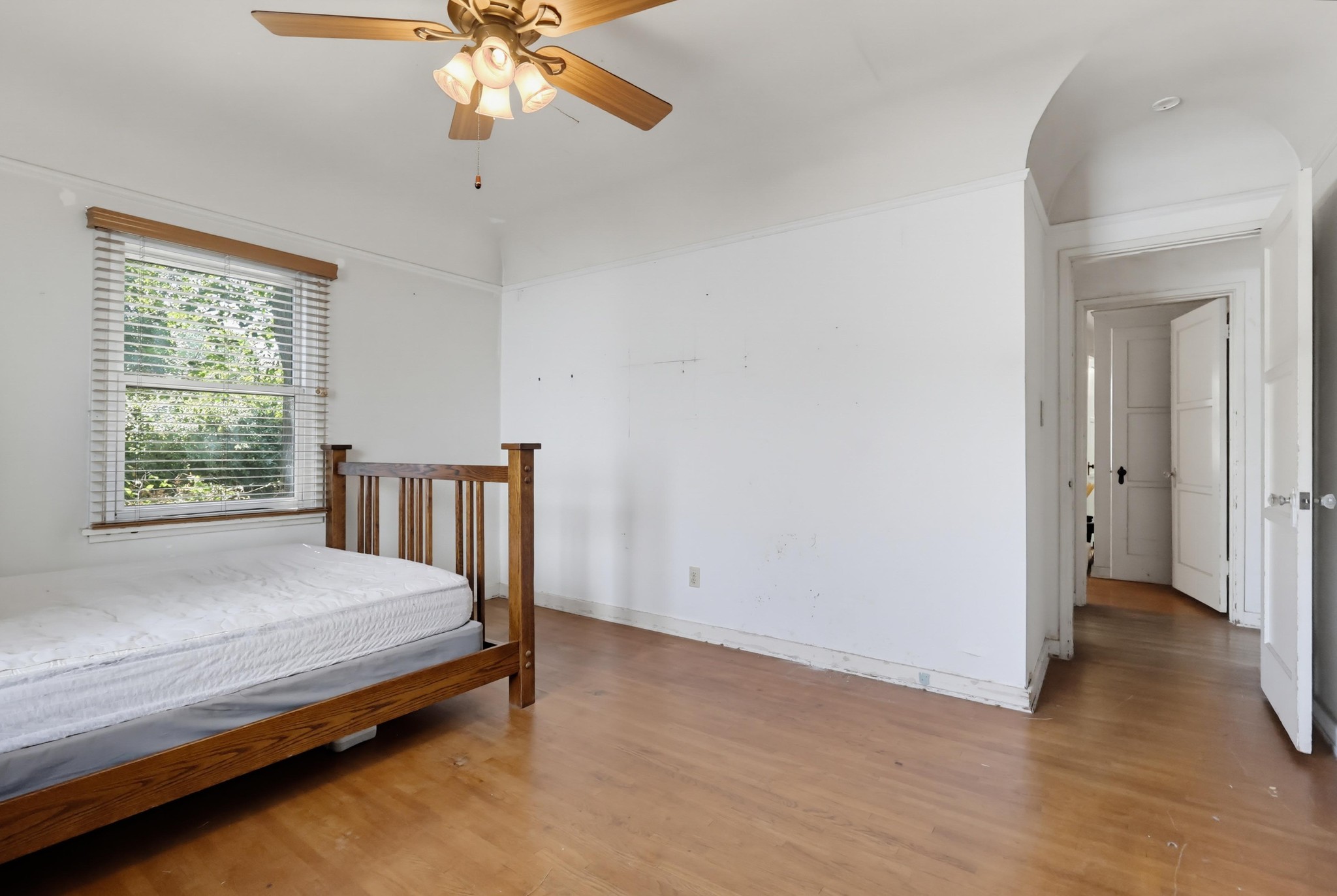 Virtual tour photo 40 of 61 for 3444 Las Palmas Ave