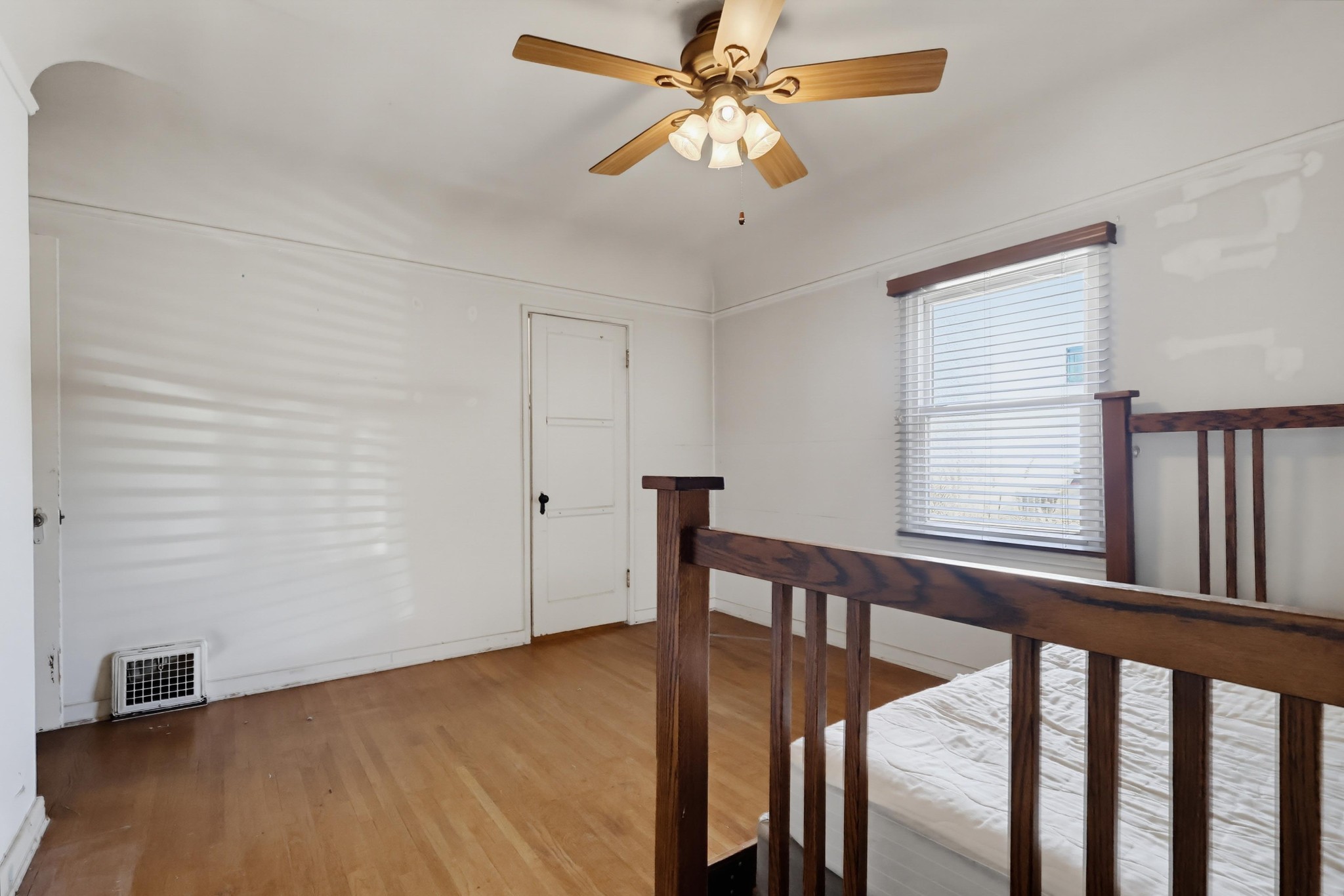 Virtual tour photo 41 of 61 for 3444 Las Palmas Ave