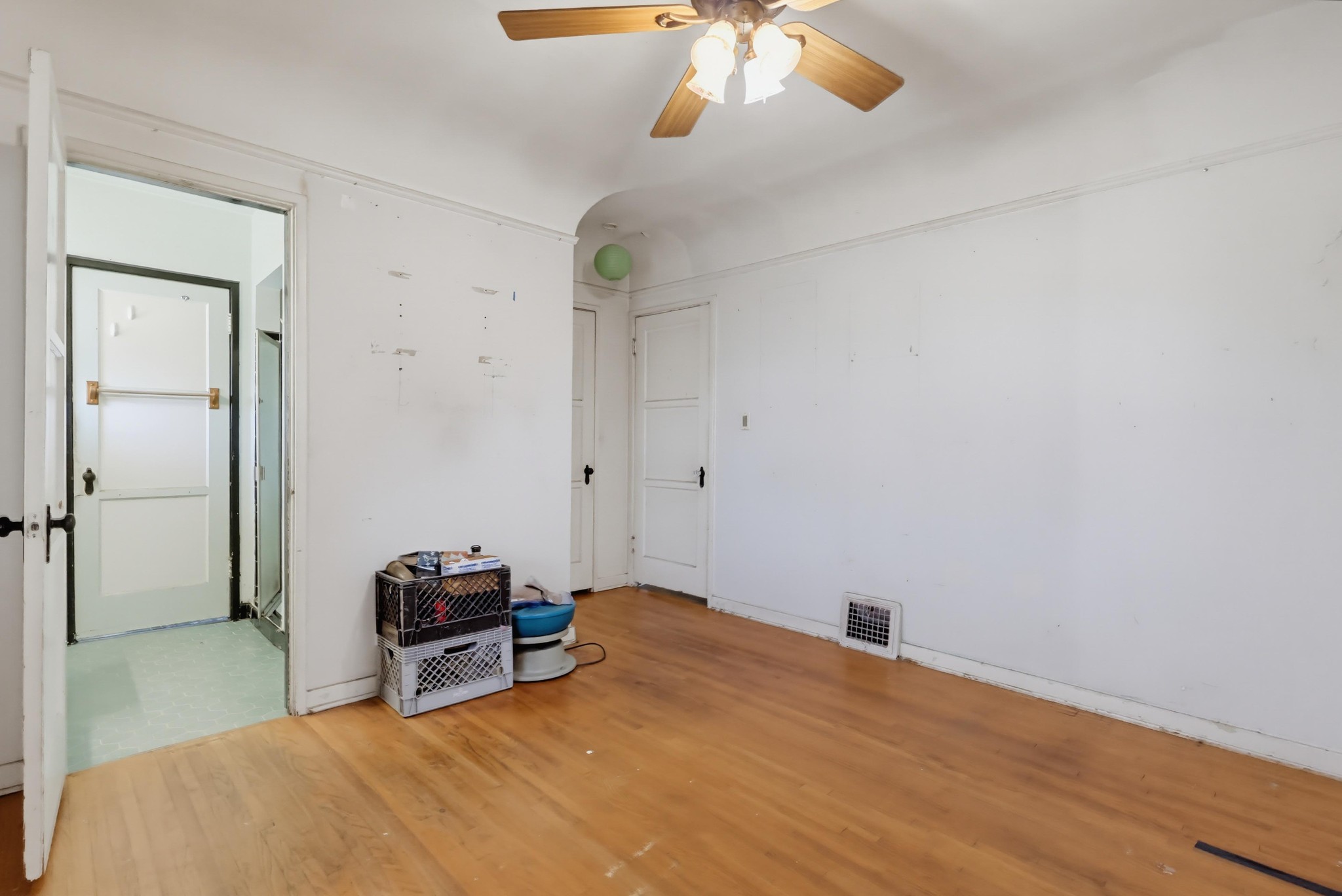 Virtual tour photo 47 of 61 for 3444 Las Palmas Ave