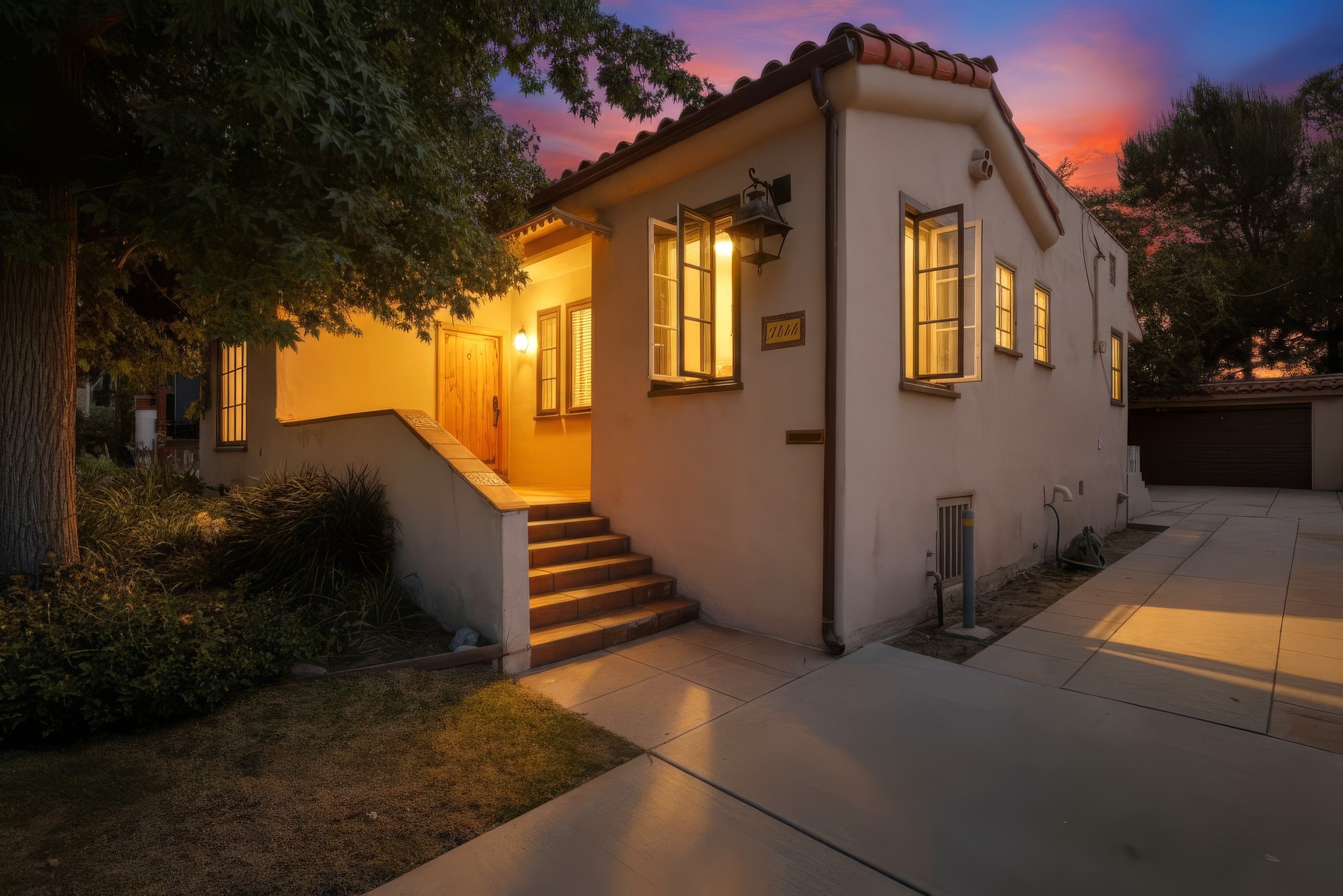 Virtual tour photo 61 of 61 for 3444 Las Palmas Ave