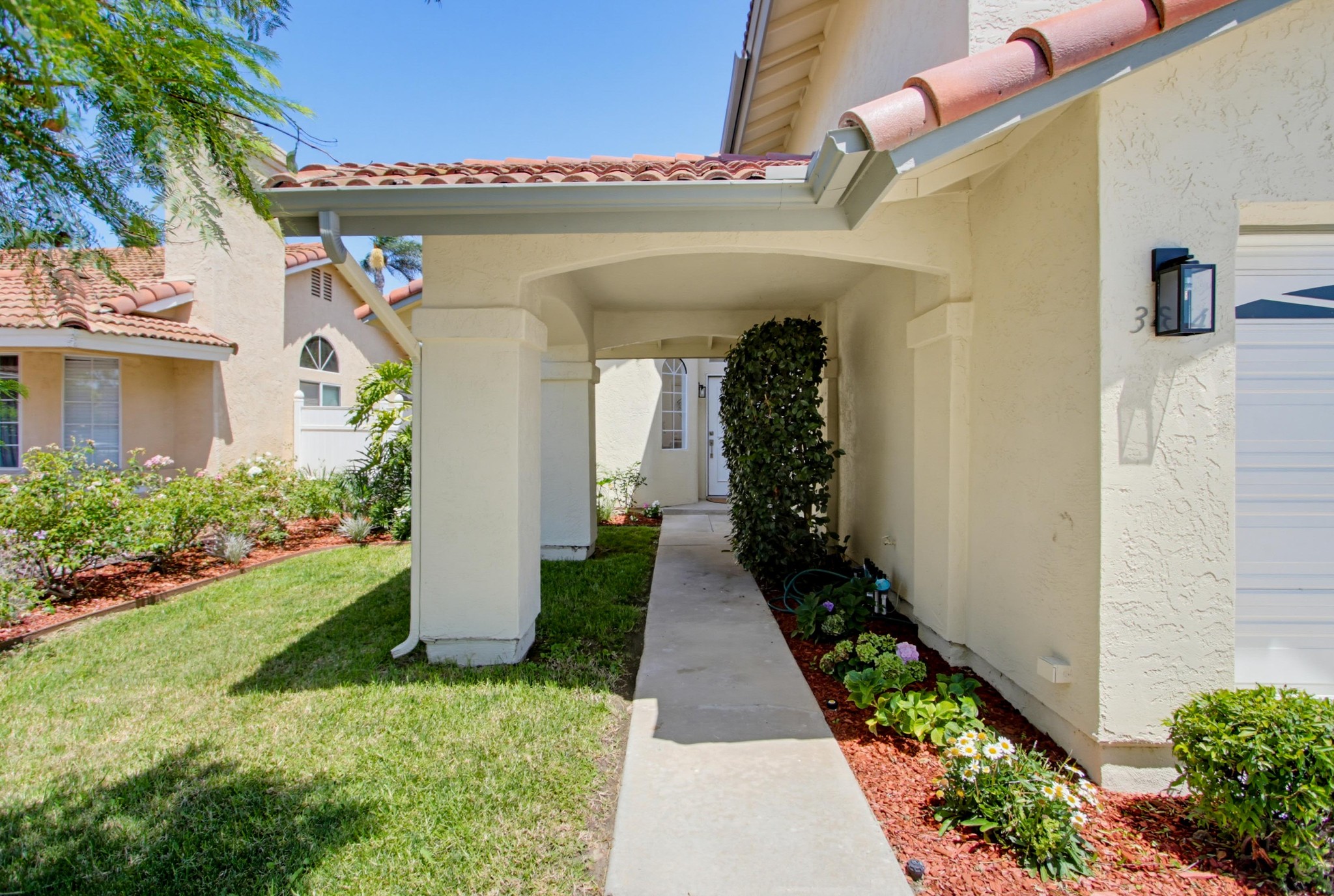 Virtual tour photo 3 of 52 for 3444 Meadow View Dr