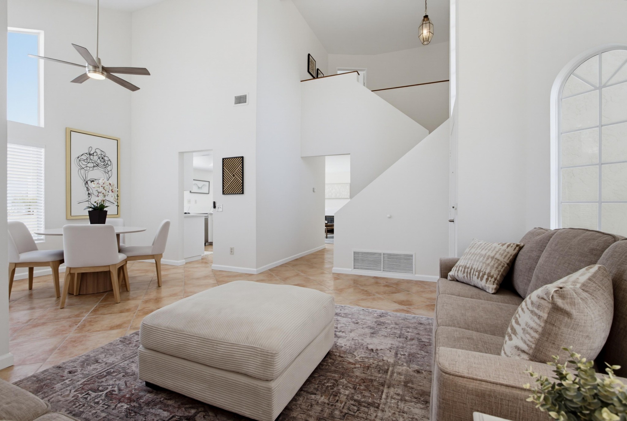 Virtual tour photo 5 of 52 for 3444 Meadow View Dr