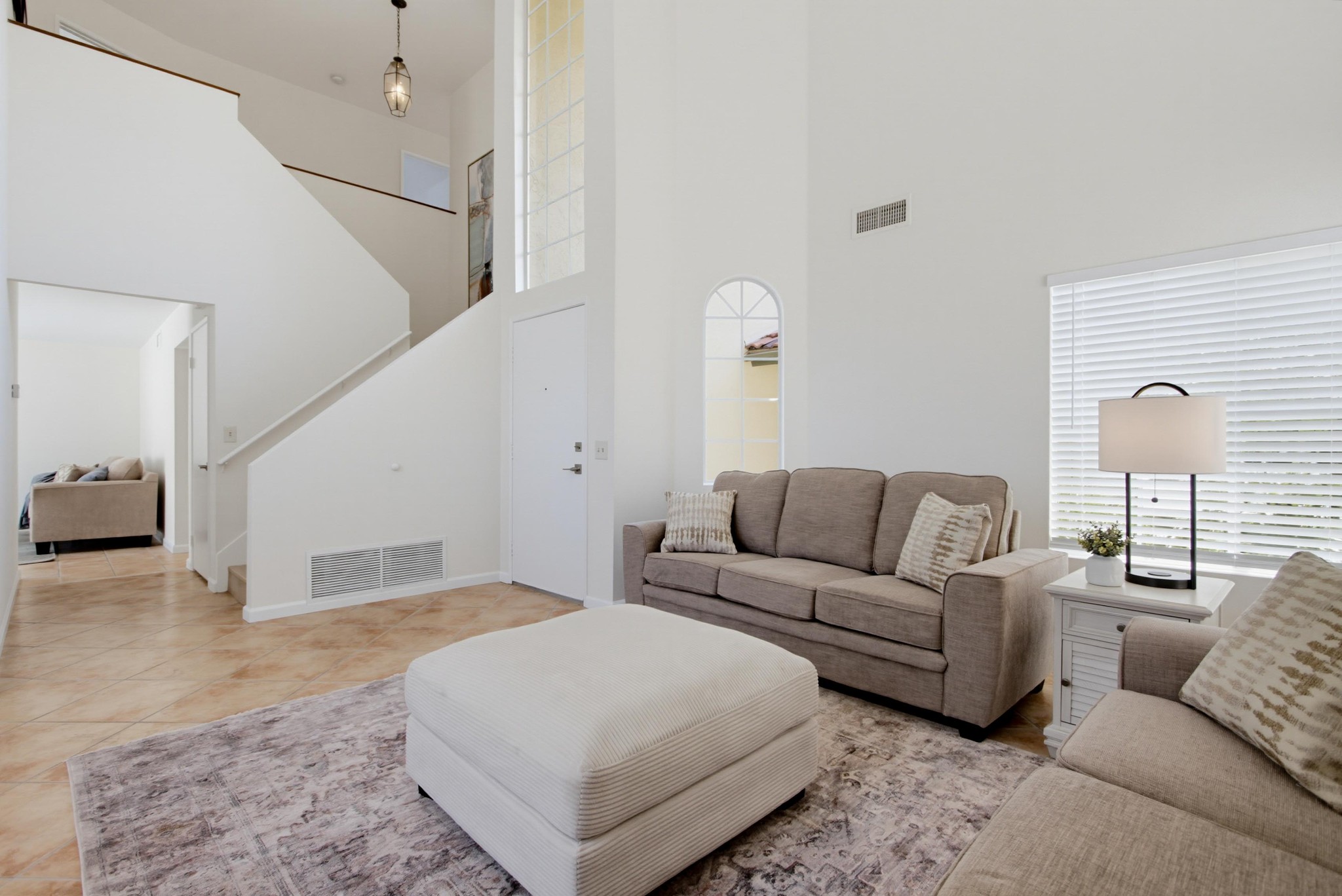 Virtual tour photo 6 of 52 for 3444 Meadow View Dr