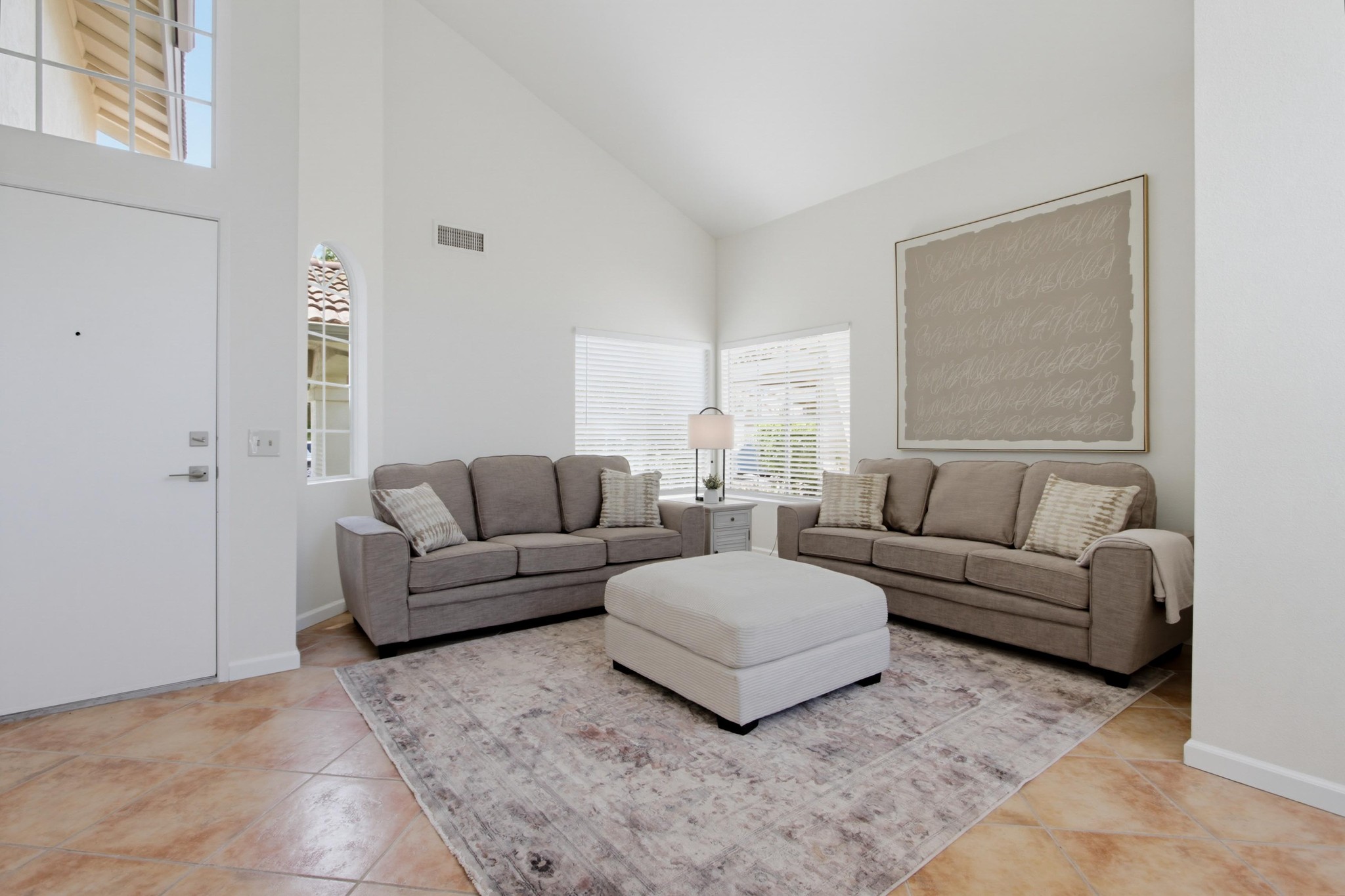Virtual tour photo 7 of 52 for 3444 Meadow View Dr