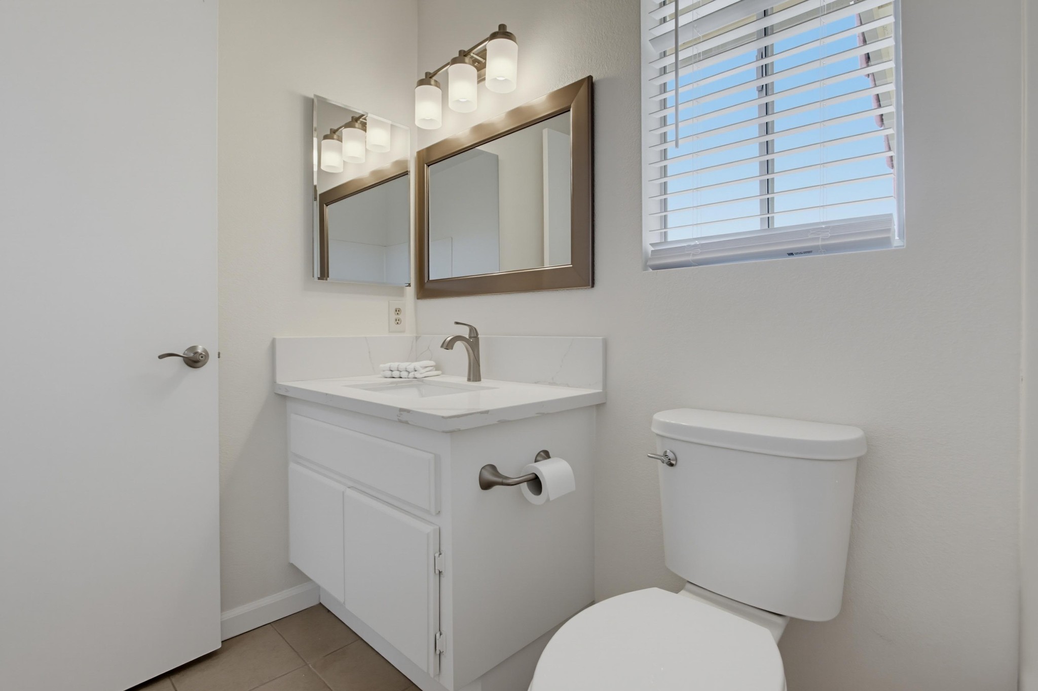 Virtual tour photo 35 of 52 for 3444 Meadow View Dr