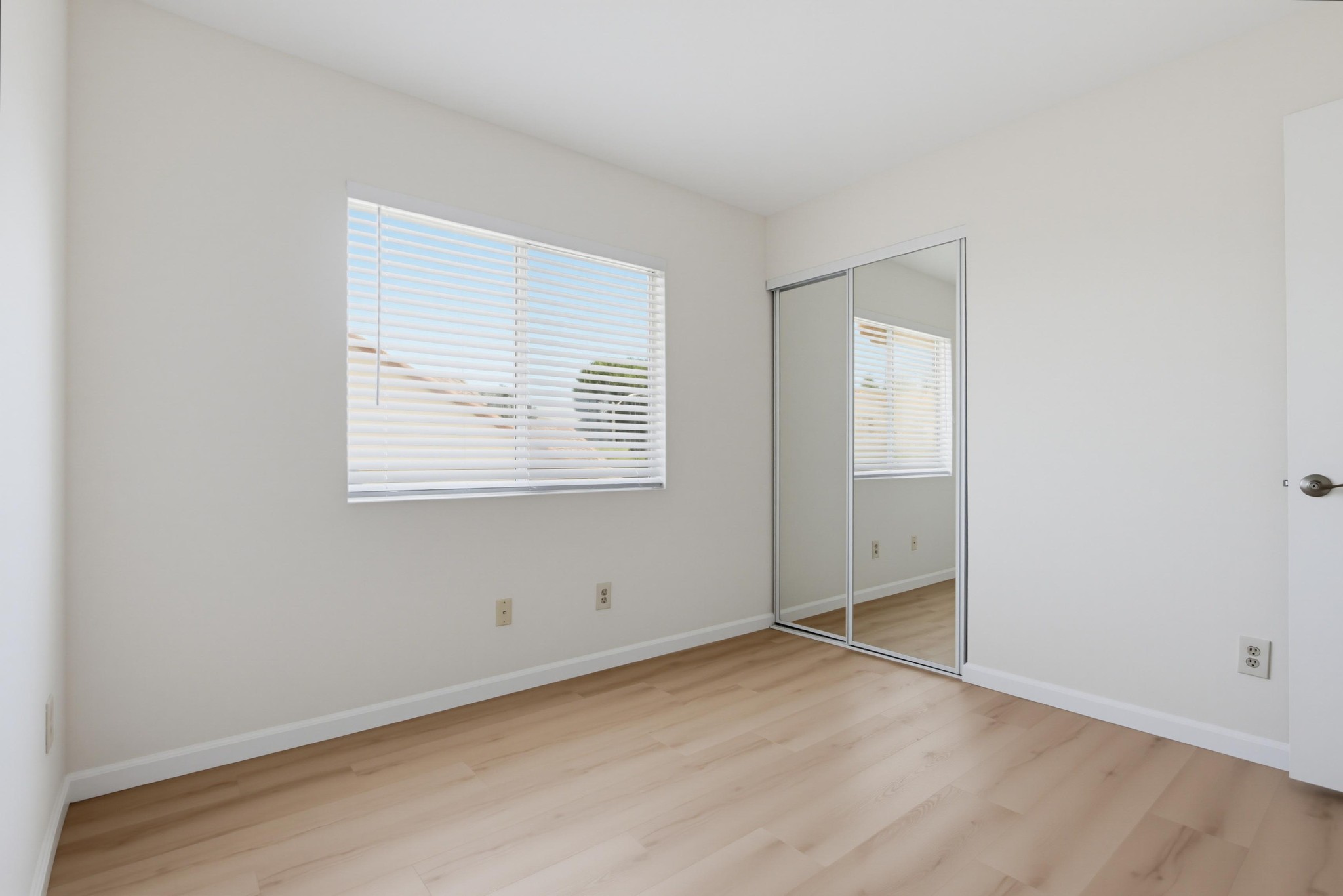 Virtual tour photo 43 of 52 for 3444 Meadow View Dr